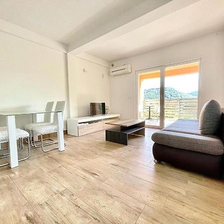 Apartments Chilla *** Лопар Экстерьер фото
